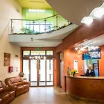 Zameczek אתר נופש 3*