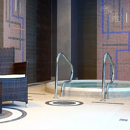 Zameczek אתר נופש 3*