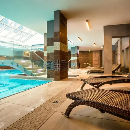 Zameczek אתר נופש 3*